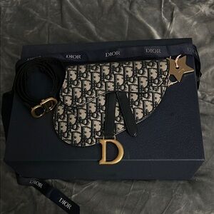 Dior Saddle Bag in Black and Gold 100% authentic 🔥🔥🔥